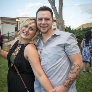 Meet your Posher, Cierra